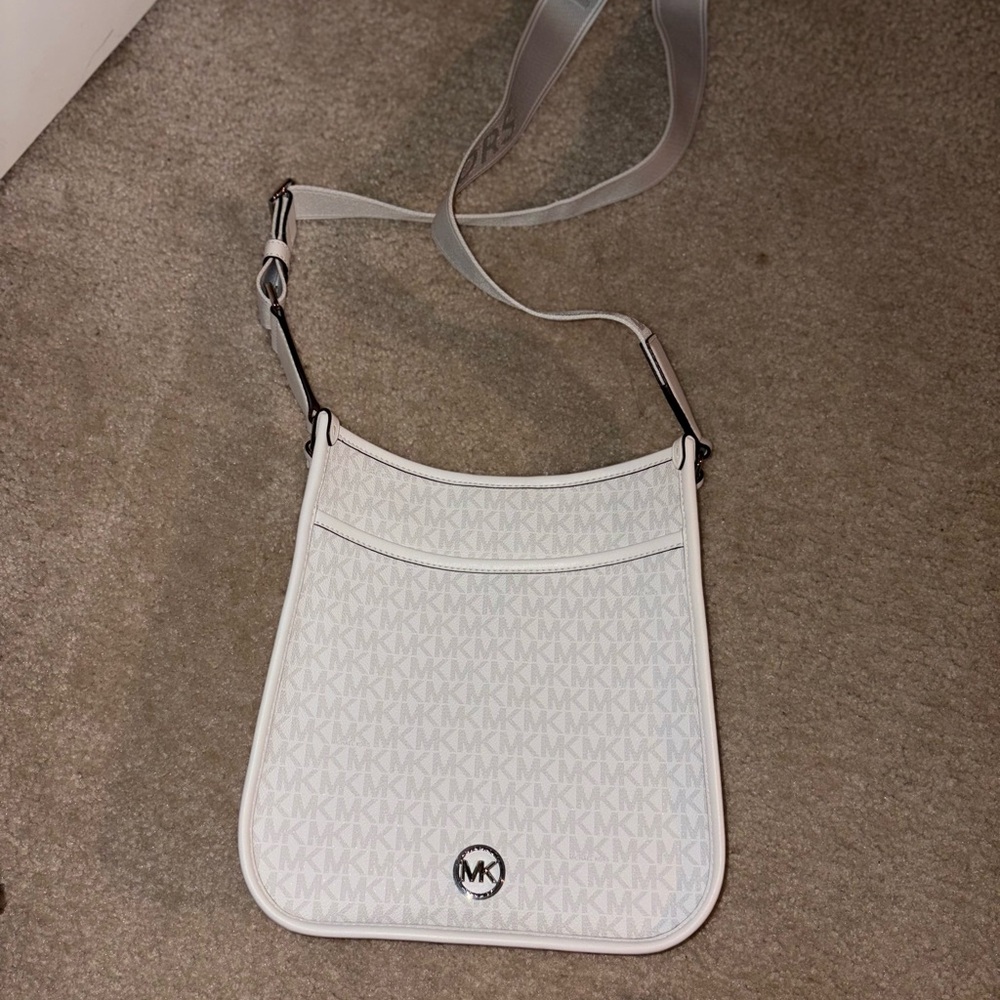 Michael Kors Cream Monogram Shoulder Bag - Picture 2 of 4